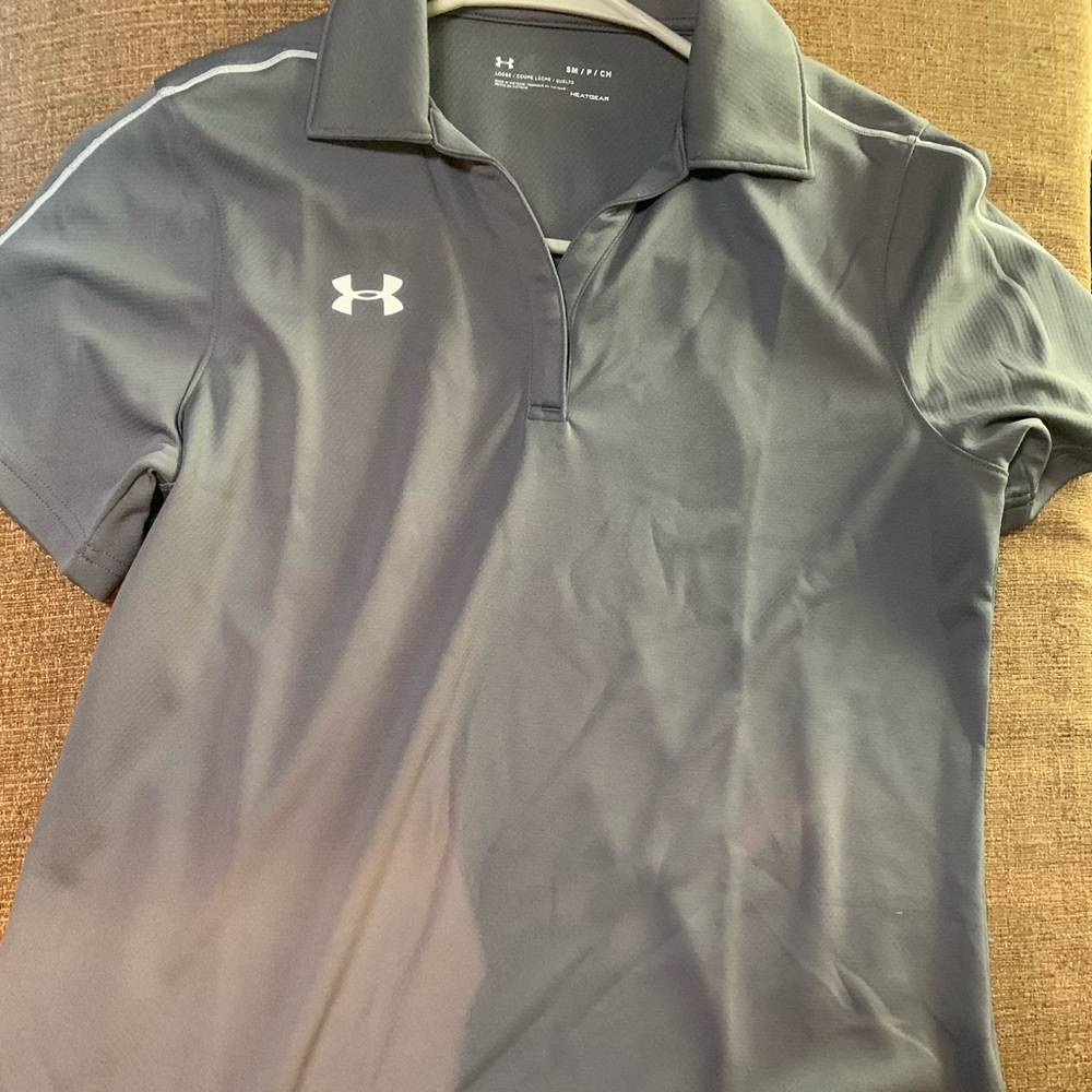 Under Armour Small Gray Polo Shirt Womens Tech Performance Fashion (Brand New)